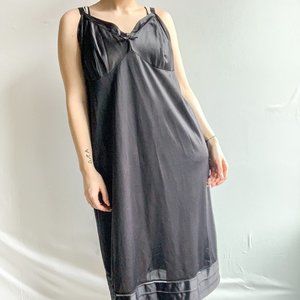 ✨ VINTAGE SLIP NIGHT GOWN ✨